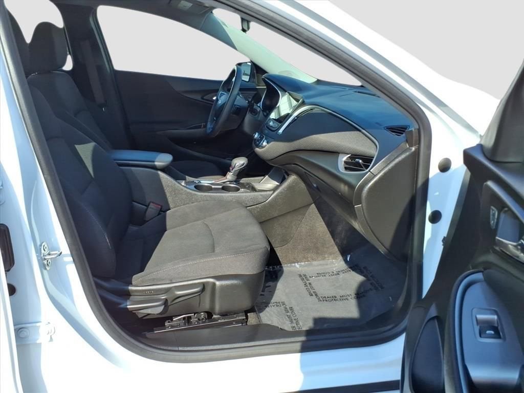 2024 Chevrolet Malibu RS