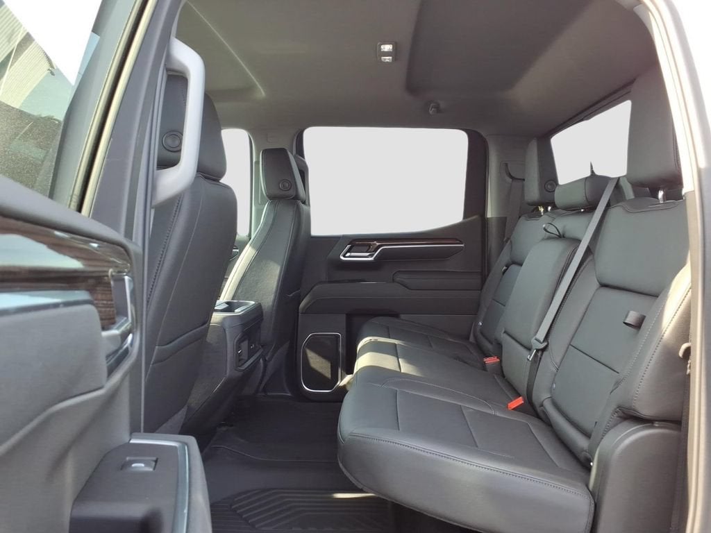 2026 Chevrolet Silverado 1500 LT - Photo 14