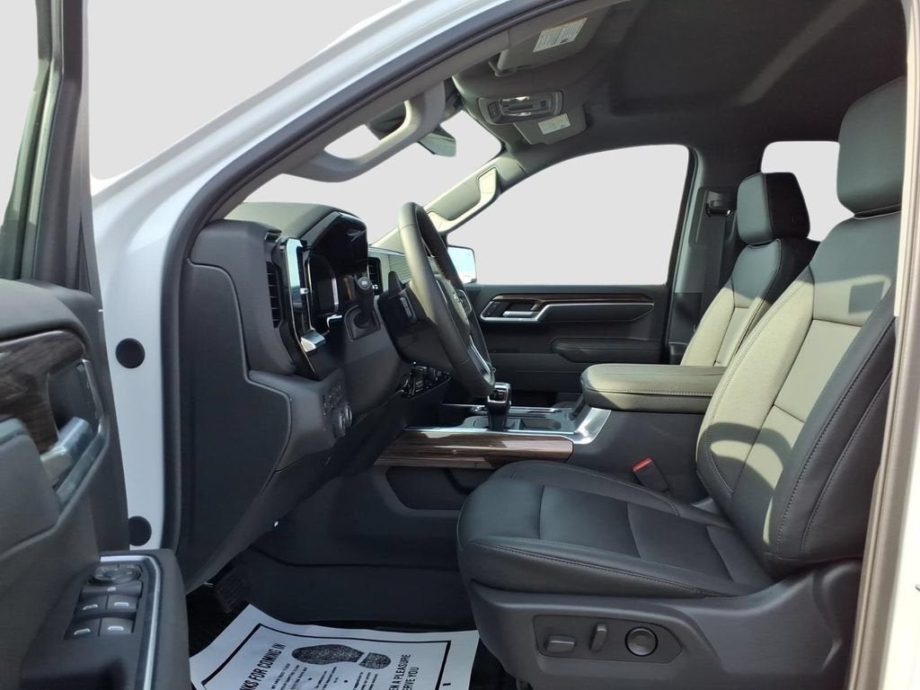 2026 Chevrolet Silverado 1500 LT - Photo 18
