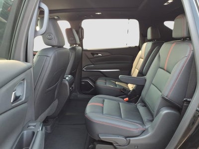 2025 Chevrolet Traverse RS