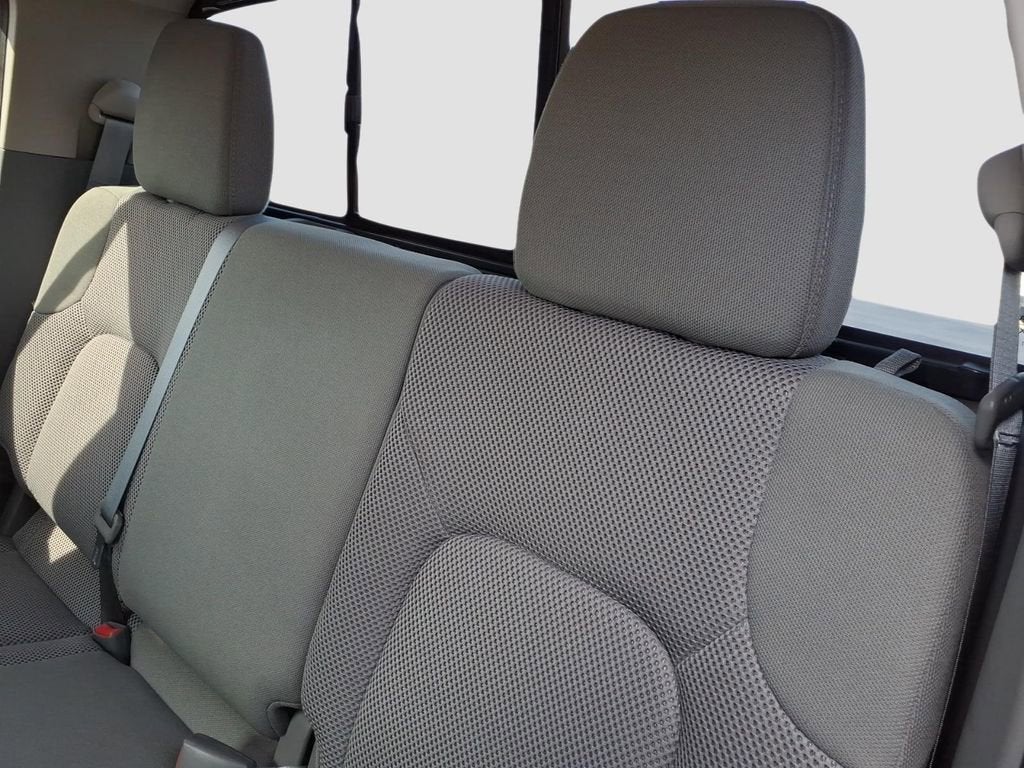2020 Nissan Frontier SV