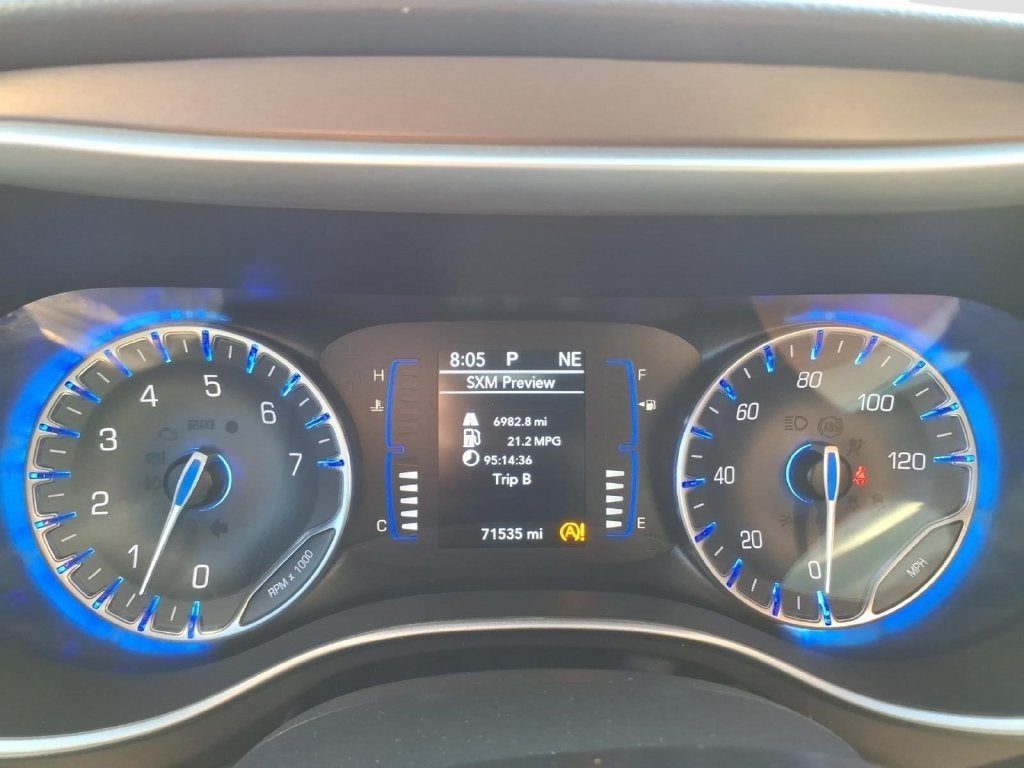 2020 Chrysler Voyager LX