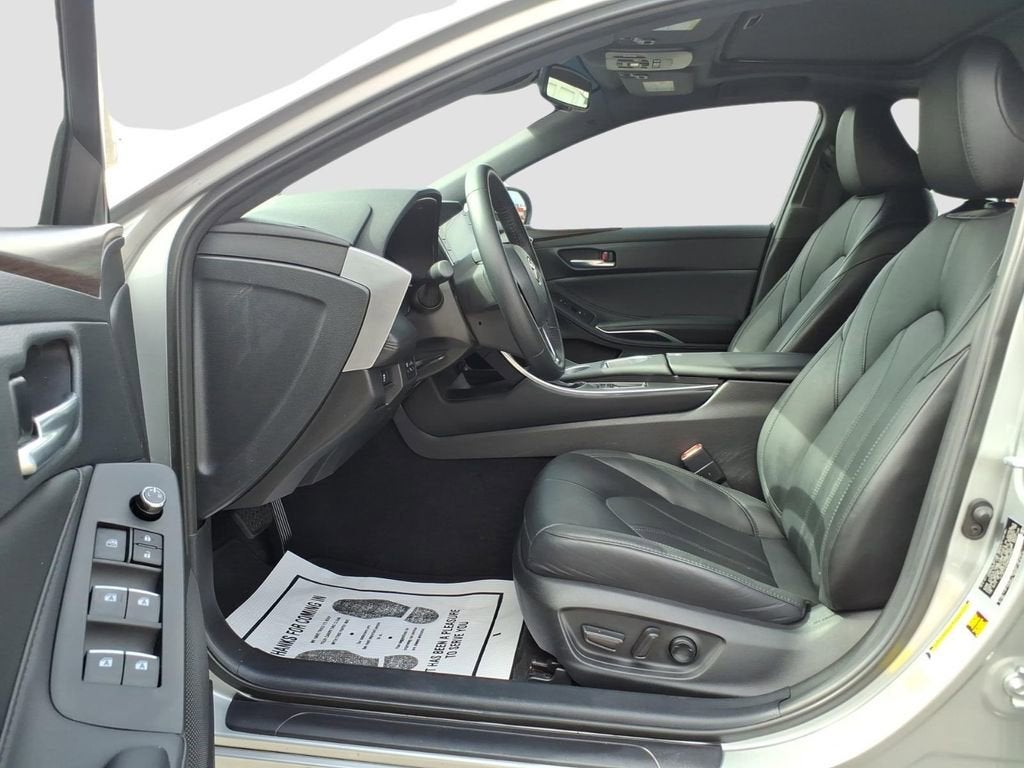 2021 Toyota Avalon XLE