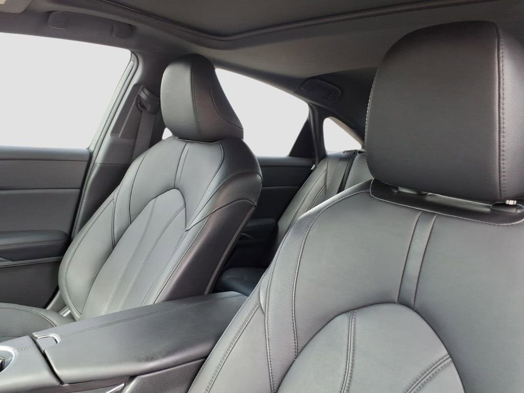 2021 Toyota Avalon XLE