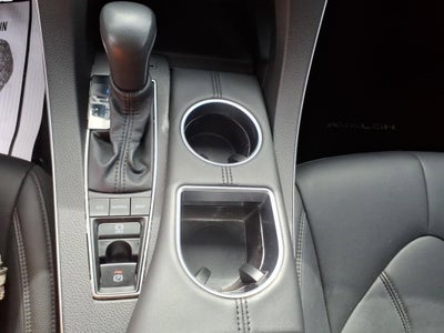 2021 Toyota Avalon XLE