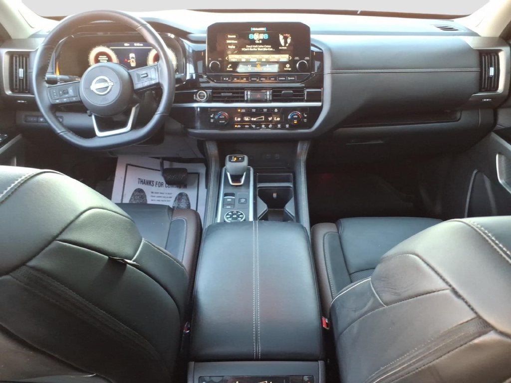 2024 Nissan Pathfinder Platinum