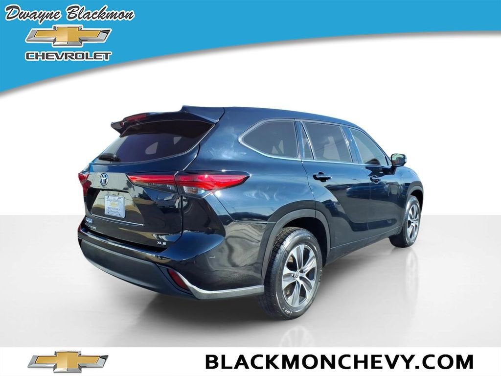 2022 Toyota Highlander XLE
