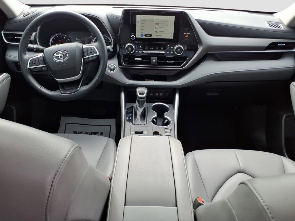 2023 Toyota Highlander L