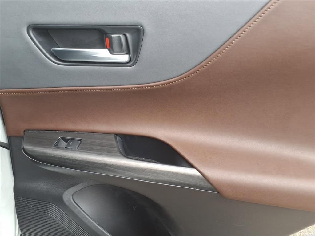 2024 Toyota Venza LE