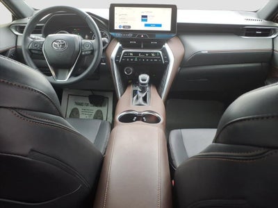 2024 Toyota Venza LE