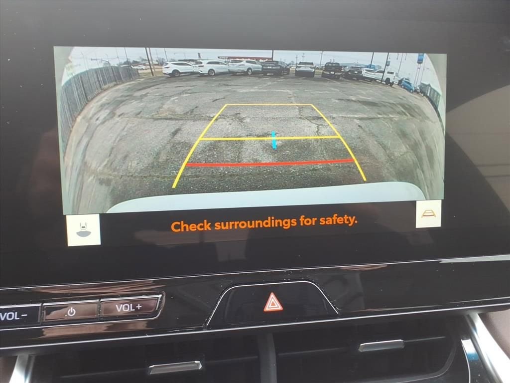 2024 Toyota Venza LE