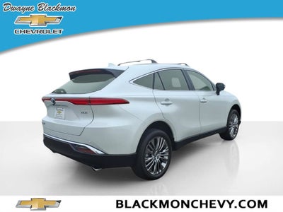 2024 Toyota Venza LE