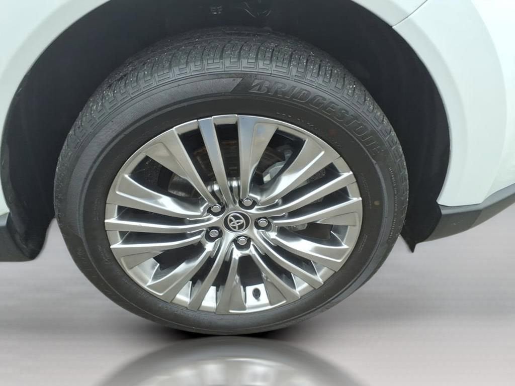 2024 Toyota Venza LE