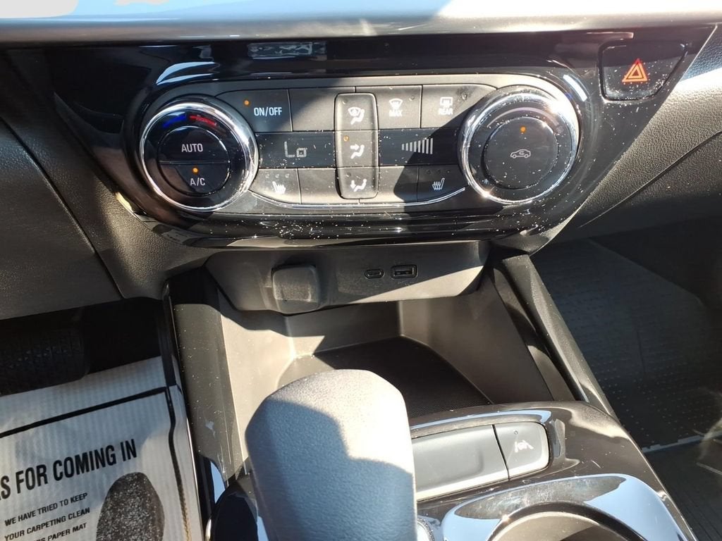 2024 Chevrolet Trax LT